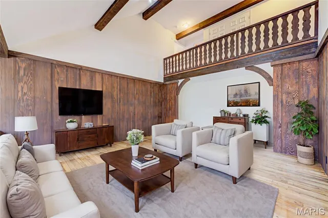 $695,500 | 15137 Chamisal Drive, Chesterfield, MO 63017