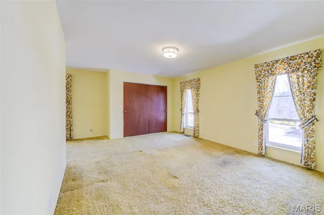 $695,500 | 15137 Chamisal Drive, Chesterfield, MO 63017