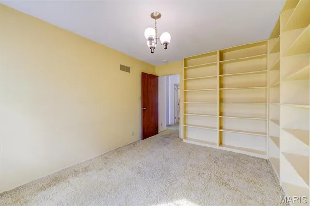 $695,500 | 15137 Chamisal Drive, Chesterfield, MO 63017