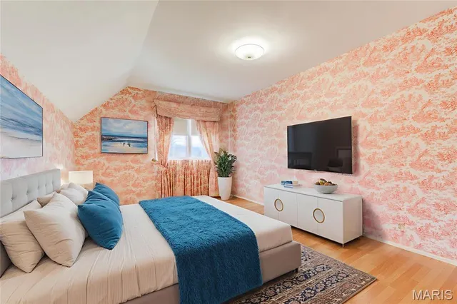 $695,500 | 15137 Chamisal Drive, Chesterfield, MO 63017