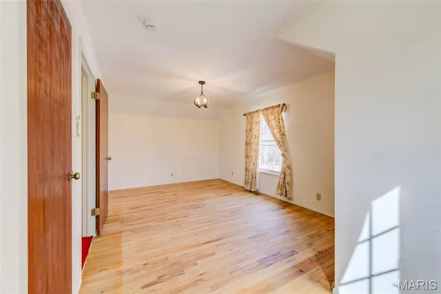 $695,500 | 15137 Chamisal Drive, Chesterfield, MO 63017