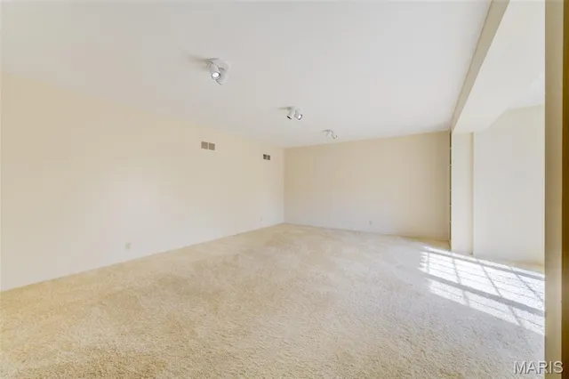 $695,500 | 15137 Chamisal Drive, Chesterfield, MO 63017