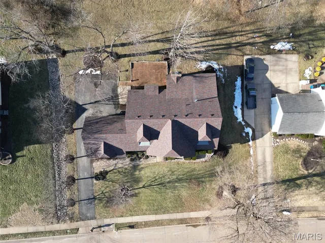 $695,500 | 15137 Chamisal Drive, Chesterfield, MO 63017