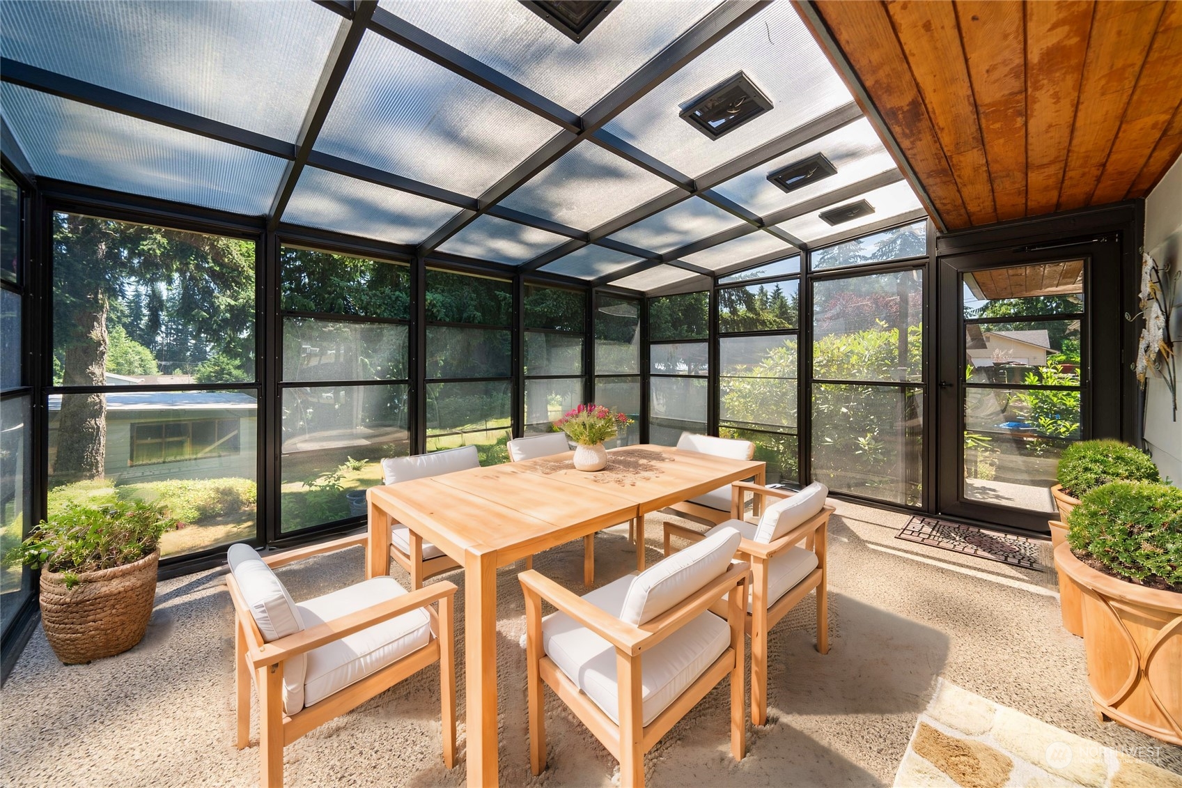 7211 Beverly Boulevard Everett, WA 98203 - Photo 28 of 36 a room with pool table and windows