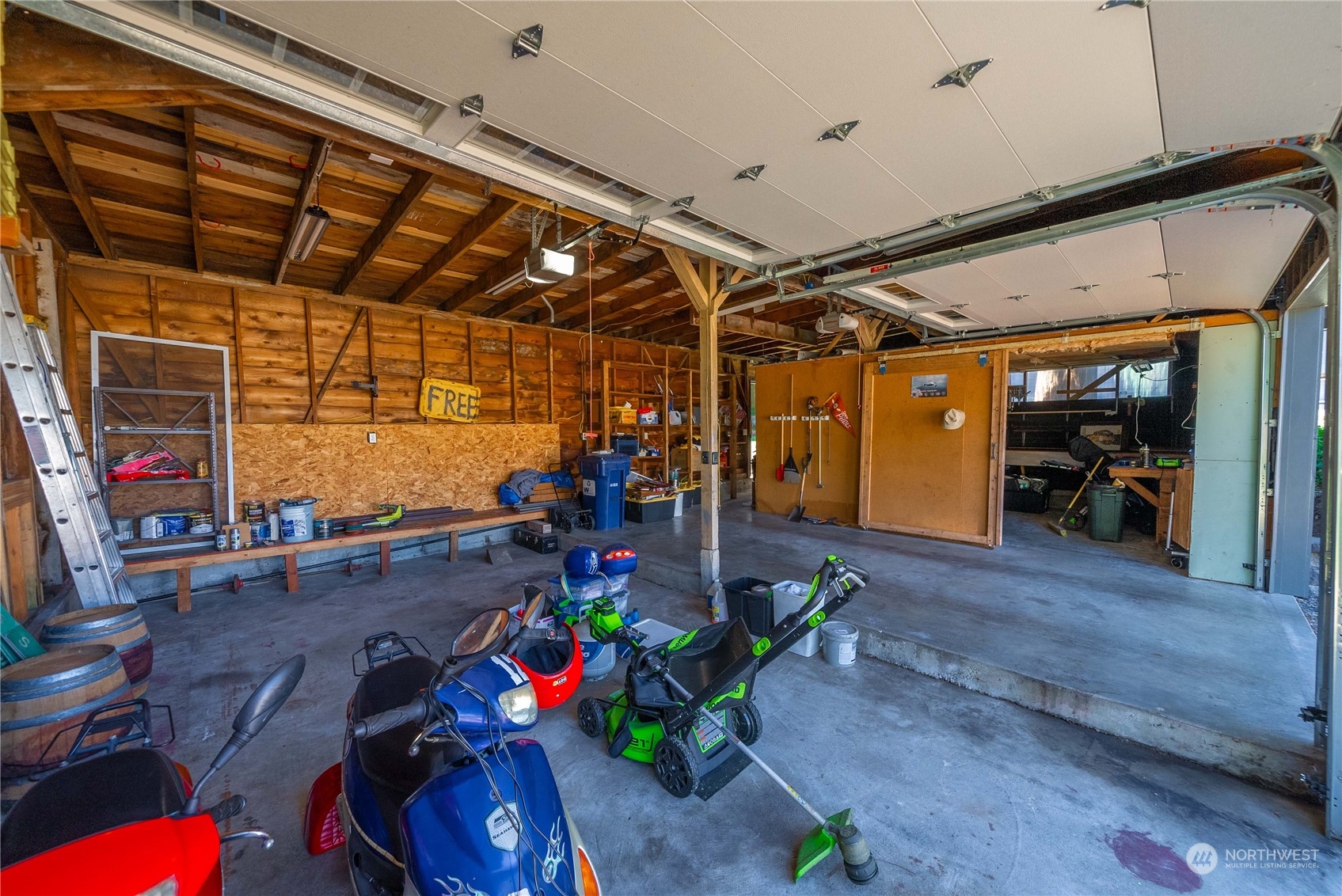 7211 Beverly Boulevard Everett, WA 98203 - Photo 34 of 36