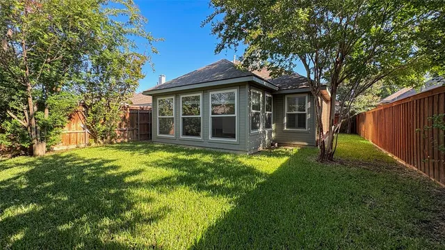 $2,950 | 1164 Pleasant Oaks Drive, Lewisville, TX 75067