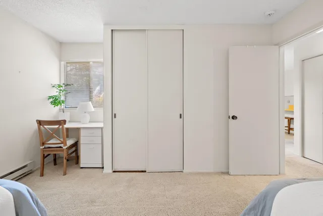 a view of workspace with furniture