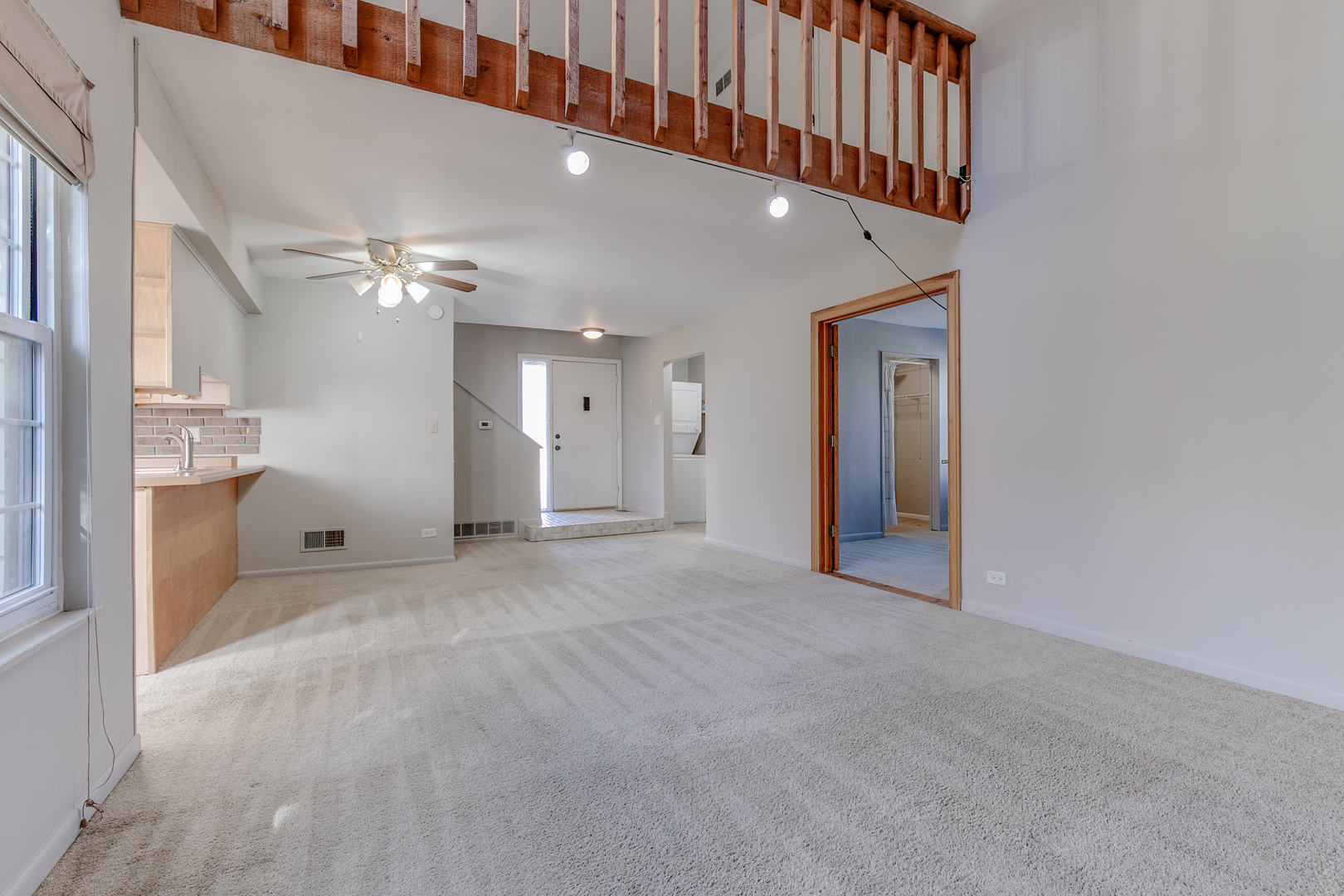 725 Shepard Road Gurnee, IL 60031 - Photo 4 of 26