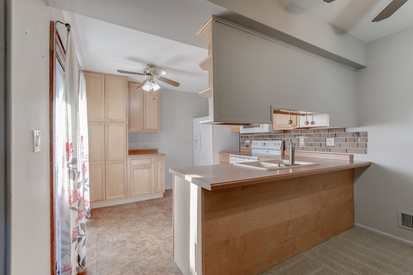 725 Shepard Road Gurnee, IL 60031 - Photo 7 of 26