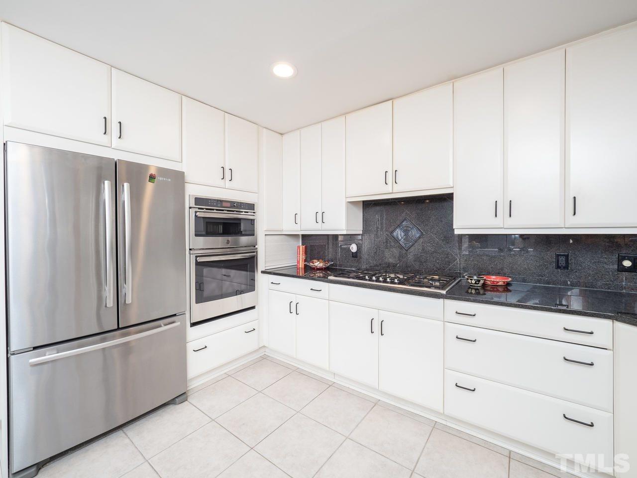 7304 Spyglass Way Raleigh, NC 27615 - Photo 15 of 30