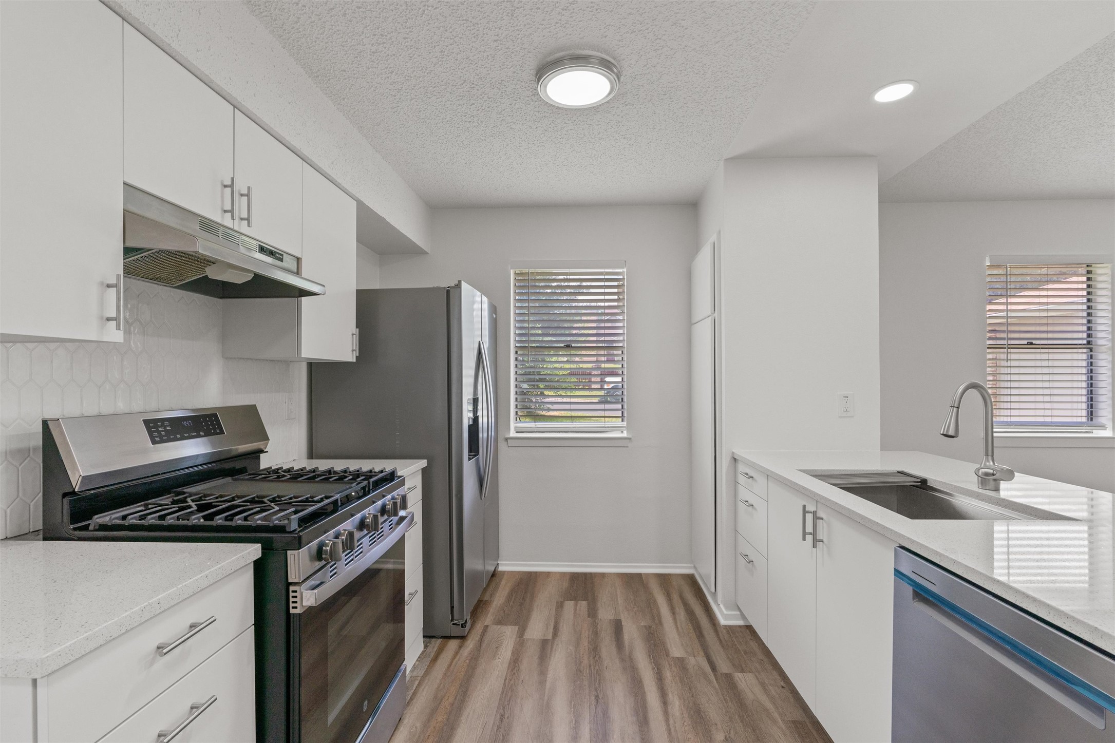 11411 Walnut Ridge Drive, Unit A Austin, TX 78753 - Photo 7 of 22