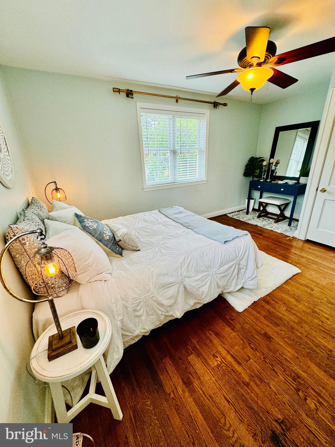 3012 Manning Street Alexandria, VA 22305 - Photo 21 of 51 Master bedroom