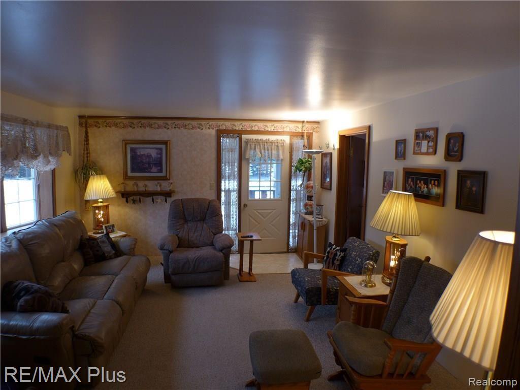 2230 Jacob Road Caro, MI 48723 - Photo 2 of 20 2033 Jacob 2018-03-06 023.JPG