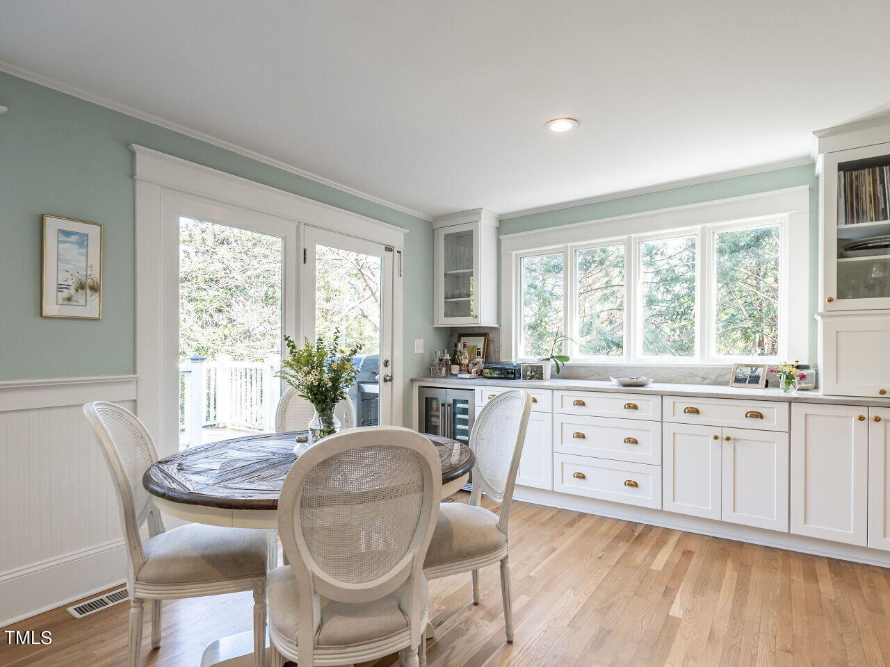 2406 Fairview Road Raleigh, NC 27608 - Photo 10 of 28 014-1280x960-brekfast-room