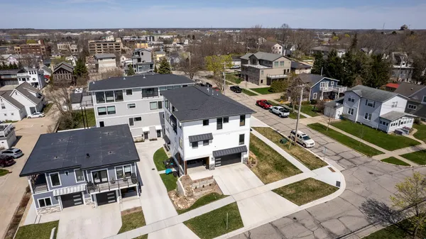 $1,449,000 | 49 Howard Avenue, Grand Haven, MI 49417