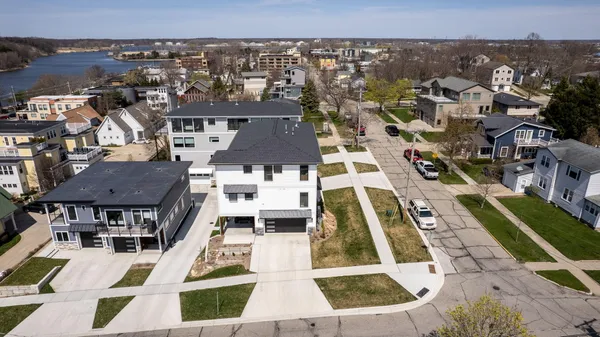 $1,449,000 | 49 Howard Avenue, Grand Haven, MI 49417