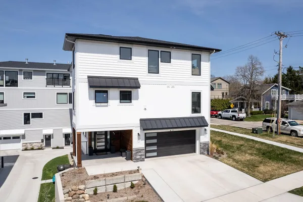 $1,449,000 | 49 Howard Avenue, Grand Haven, MI 49417