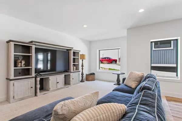 $1,449,000 | 49 Howard Avenue, Grand Haven, MI 49417
