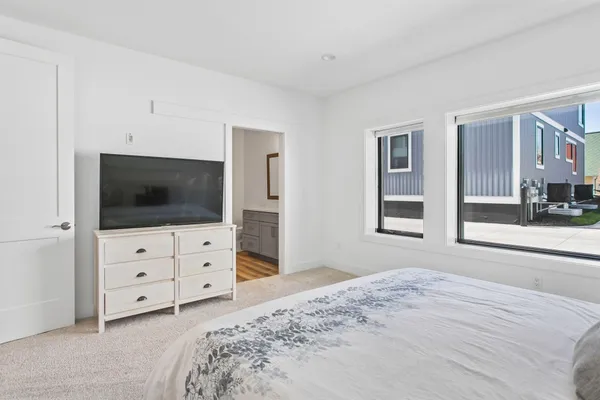 $1,449,000 | 49 Howard Avenue, Grand Haven, MI 49417