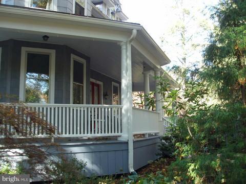 42 North Rolling Road Catonsville, MD 21228 - Photo 3 of 29 Exterior (Front)