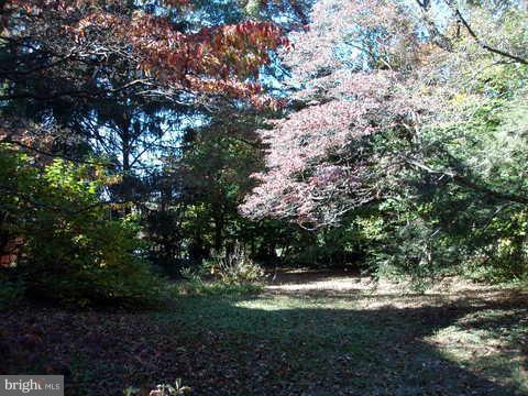42 North Rolling Road Catonsville, MD 21228 - Photo 7 of 29 Exterior (General)