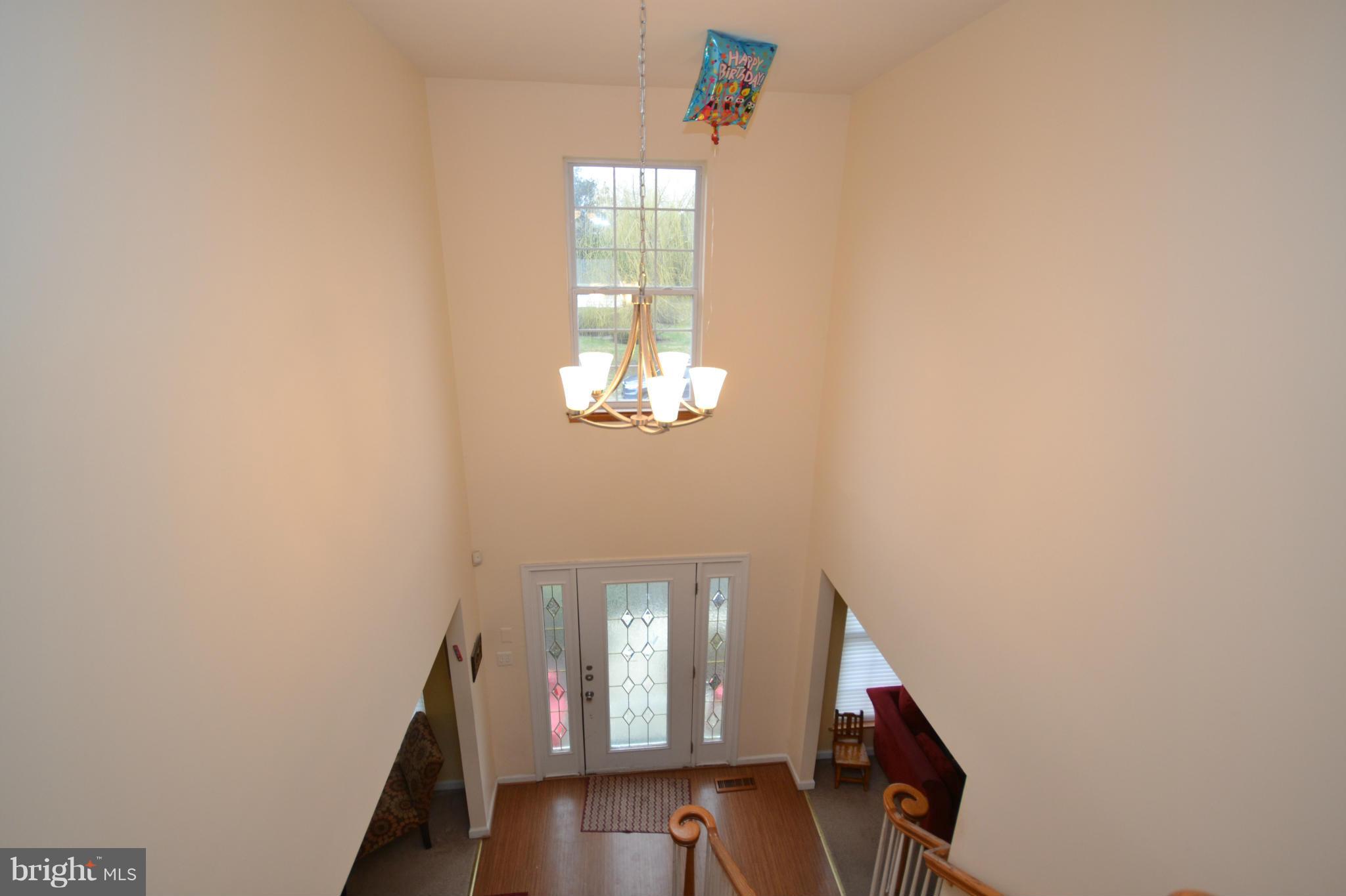 3501 Bonfield Road Baltimore, MD 21208 - Photo 3 of 30 Foyer