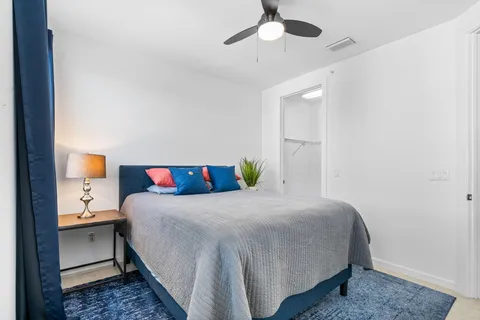 $948,500 | 2900 Northeast 12th Terrace, Unit 25, Oakland Park, FL 33334