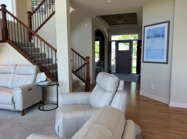 $864,900 | 6719 105th Trail North, Brooklyn Park, MN 55445