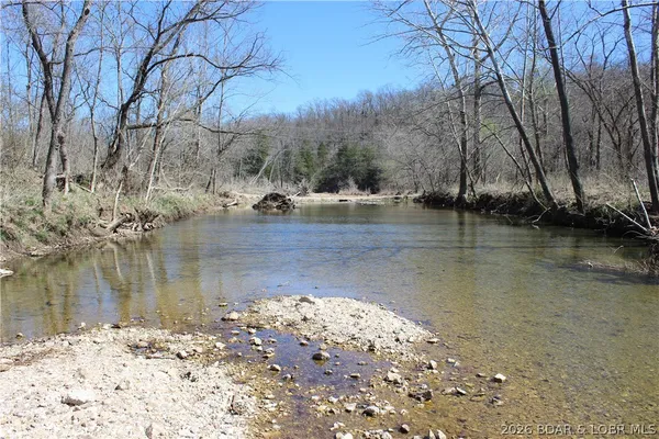 $575,000 | 158 Ponder Slab Road, Iberia, MO 65486