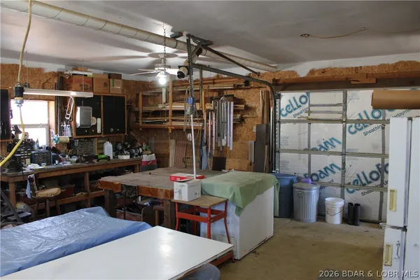 $575,000 | 158 Ponder Slab Road, Iberia, MO 65486