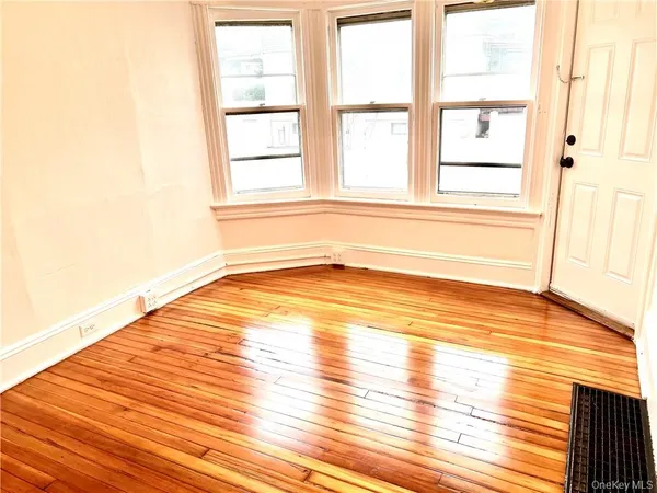 $2,100 | 1 Dewitt Street, Middletown, NY 10940