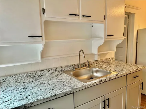 $2,100 | 1 Dewitt Street, Middletown, NY 10940