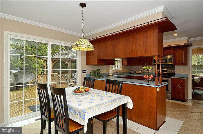 7109 Poole Jones Road Frederick, MD 21702 - Photo 17 of 30 Kitchen