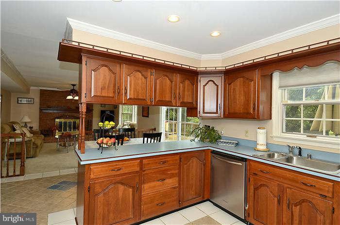 7109 Poole Jones Road Frederick, MD 21702 - Photo 18 of 30 Kitchen