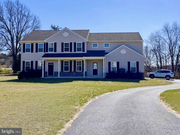 $725,000 | 20 Lippitt Road, Honey Brook, PA 19344