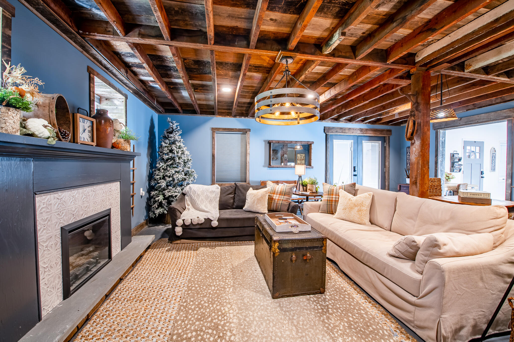 5839 Cascade Road Lake Placid, NY 12946 - Photo 6 of 25 Gallery Image 6