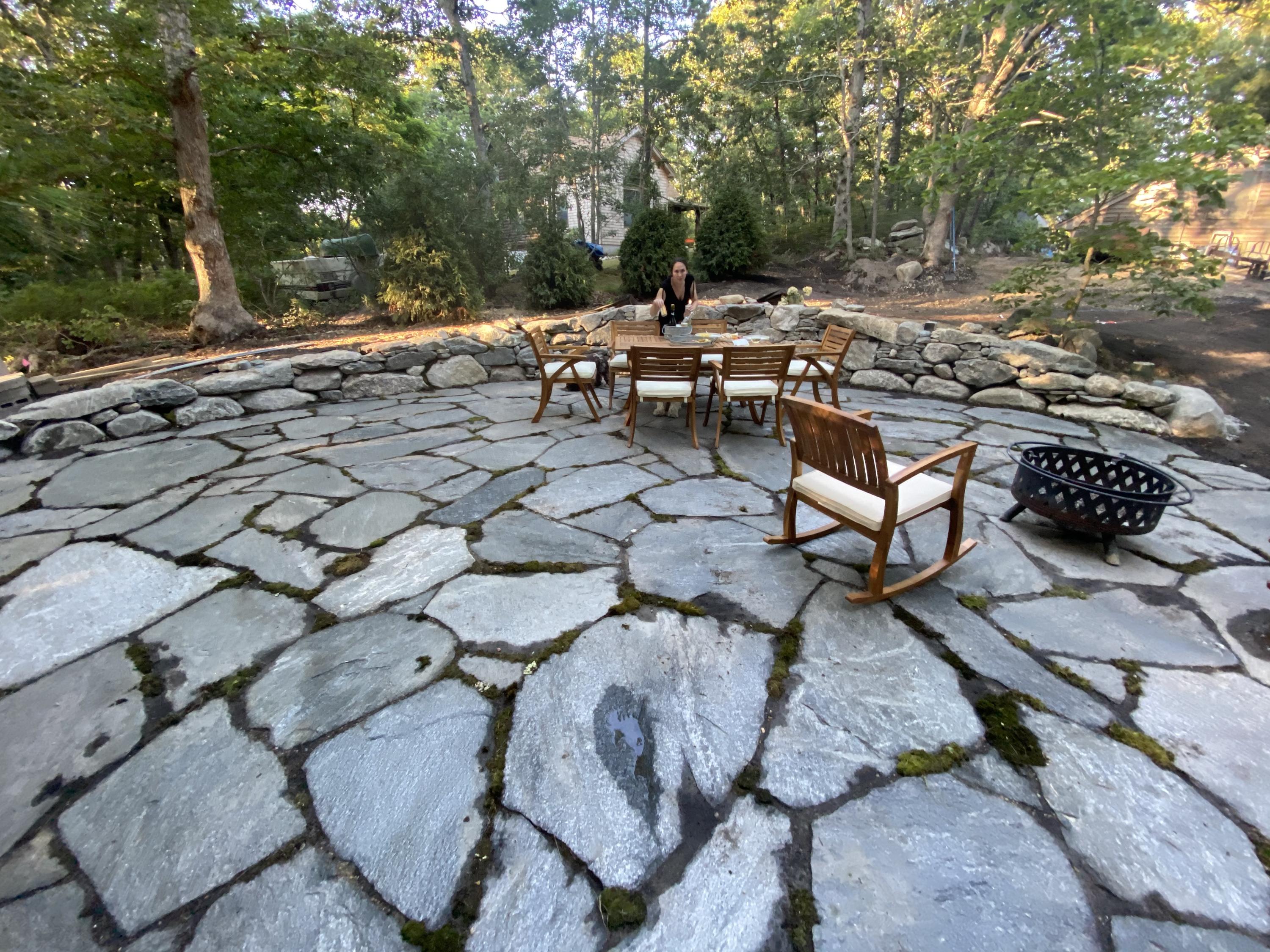92 Springhill Road Vineyard Haven, MA 02568 - Photo 20 of 38 a backyard of a house with outdoor seating