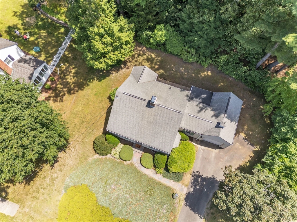 243 Burbank Road Longmeadow, MA 01106 - Photo 35 of 36 Gallery Image 35