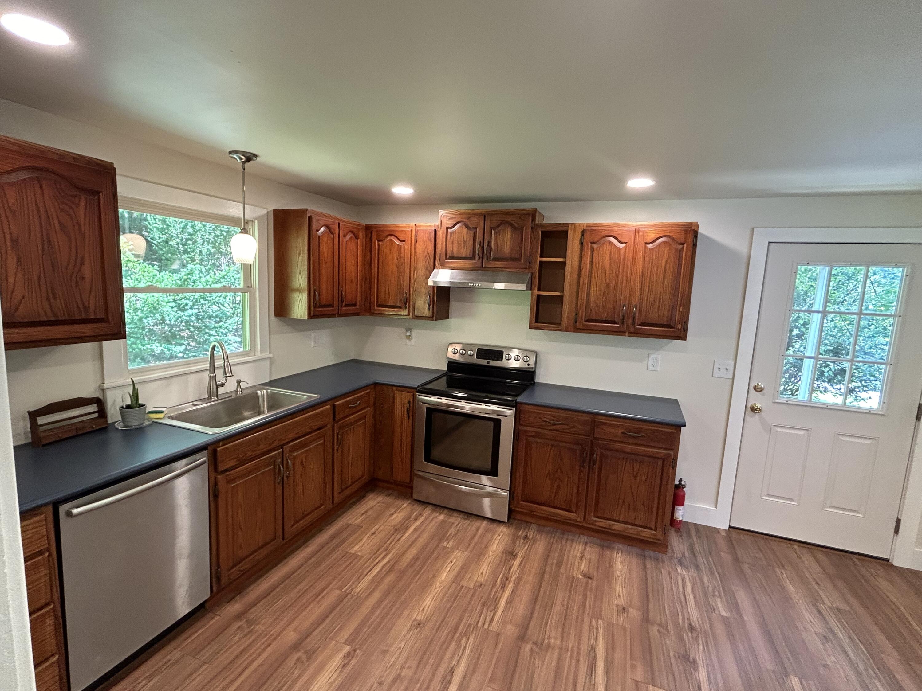 829 Hyatte Road Soddy Daisy, TN 37379 - Photo 8 of 52 IMG_2064
