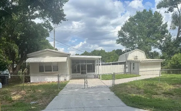 $299,000 | 212 Kaylor Drive, Auburndale, FL 33823