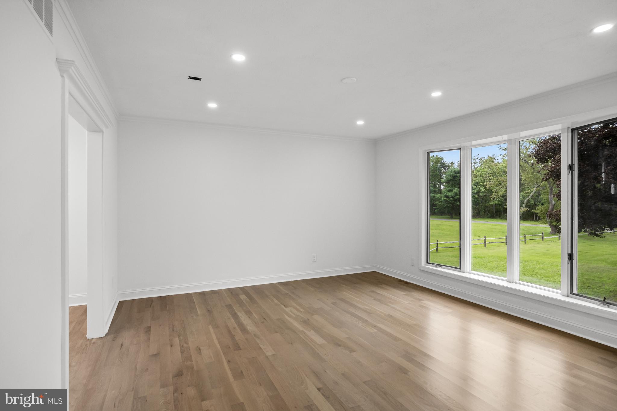 719 Kettle Run Road Marlton, NJ 08053 - Photo 5 of 36 Gallery Image 5