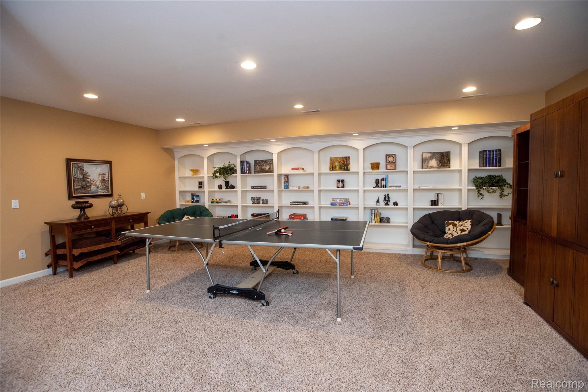 2828 Brighton Road Howell, MI 48843 - Photo 43 of 63 RE - 2828 Brighton Rd - Howell-100.jpg