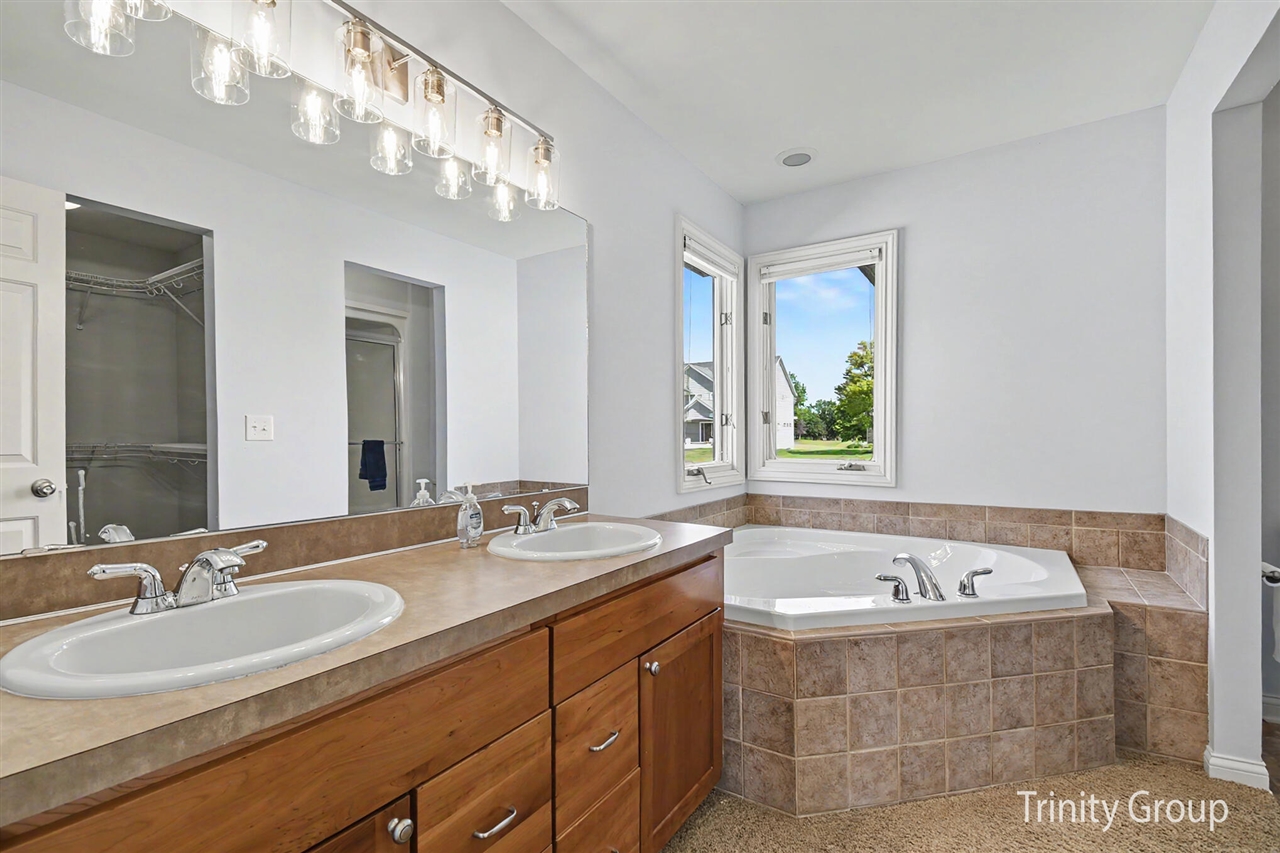 1554 Ponstein Drive Hudsonville, MI 49426 - Photo 17 of 48