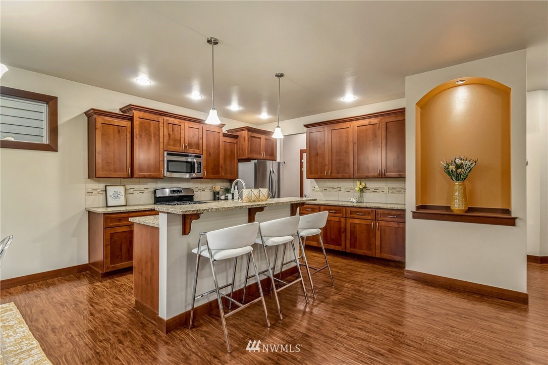 19804 2nd Drive Southeast Bothell, WA 98012 - Photo 12 of 40 Gallery Image 12