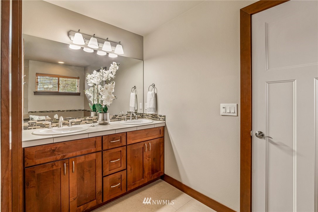 19804 2nd Drive Southeast Bothell, WA 98012 - Photo 27 of 40 Gallery Image 27