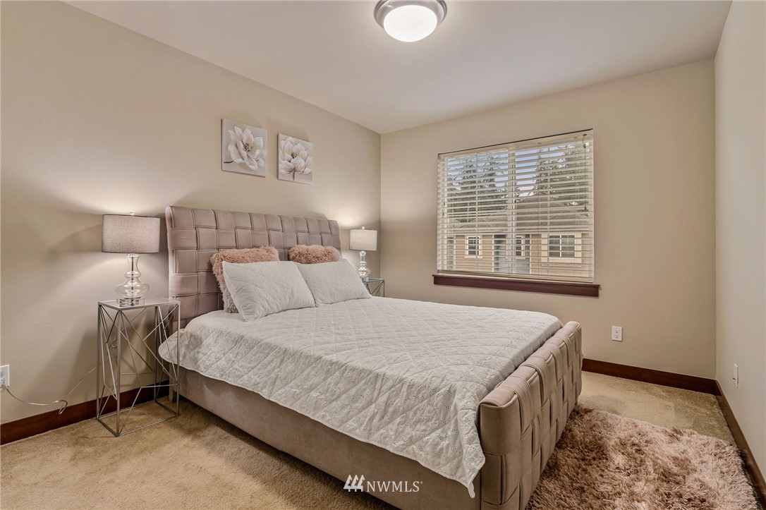 19804 2nd Drive Southeast Bothell, WA 98012 - Photo 33 of 40 Gallery Image 33