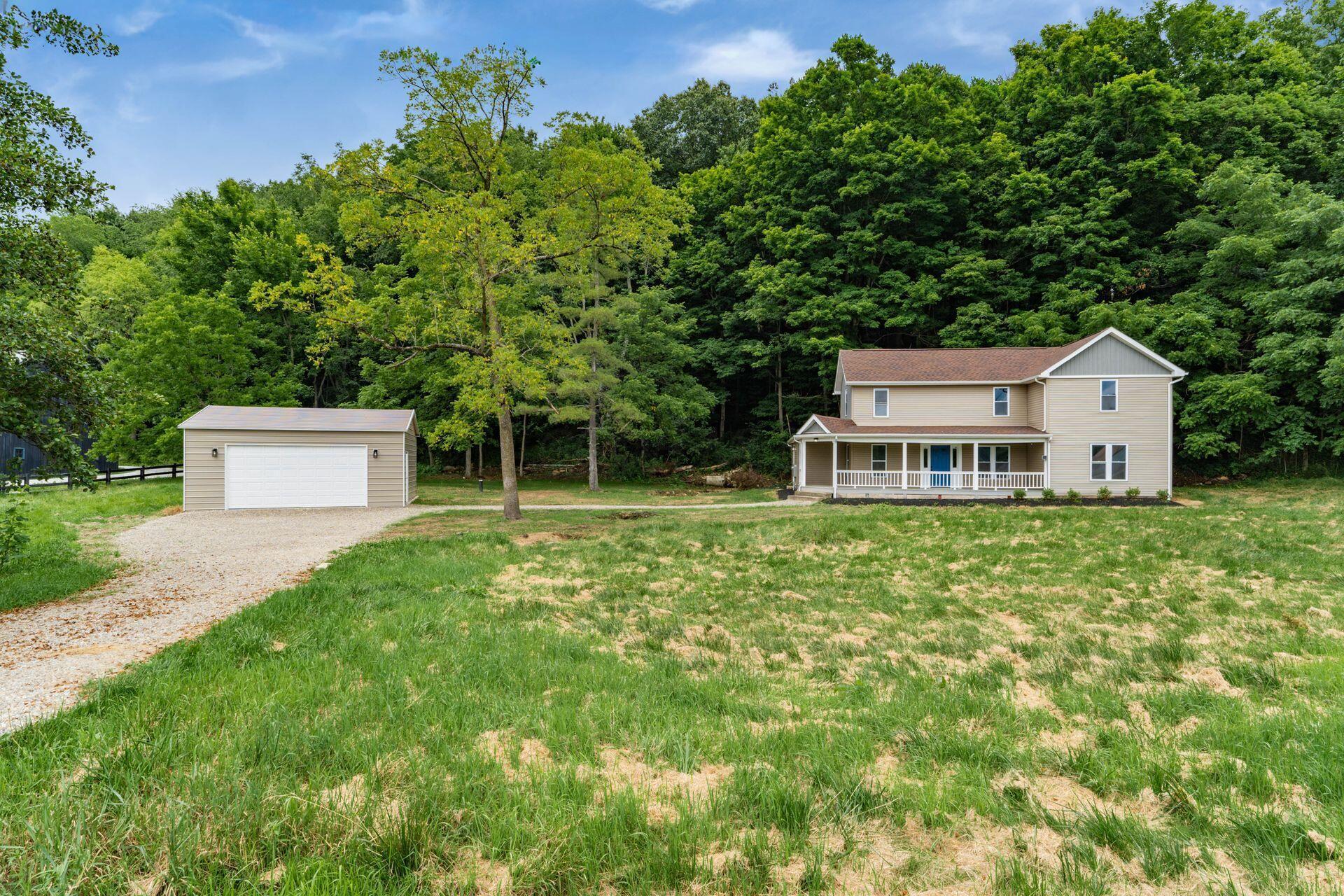 6629 Fallsburg Road Northeast Newark, OH 43055 - Photo 2 of 28 Exterior