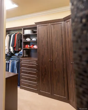 a view of walk in closet
