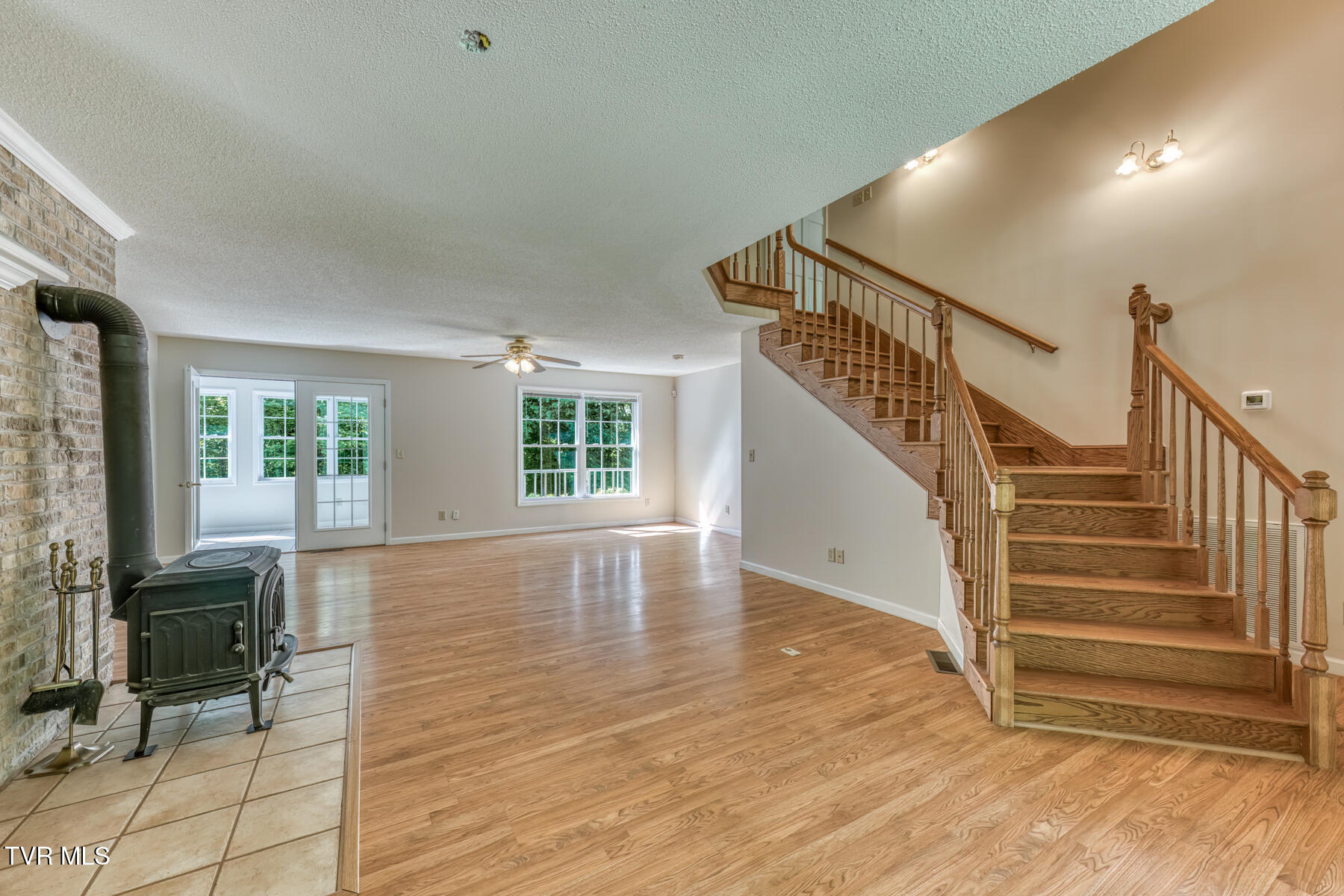 210 Telford Road Telford, TN 37690 - Photo 12 of 105 210 Telford Rd-10