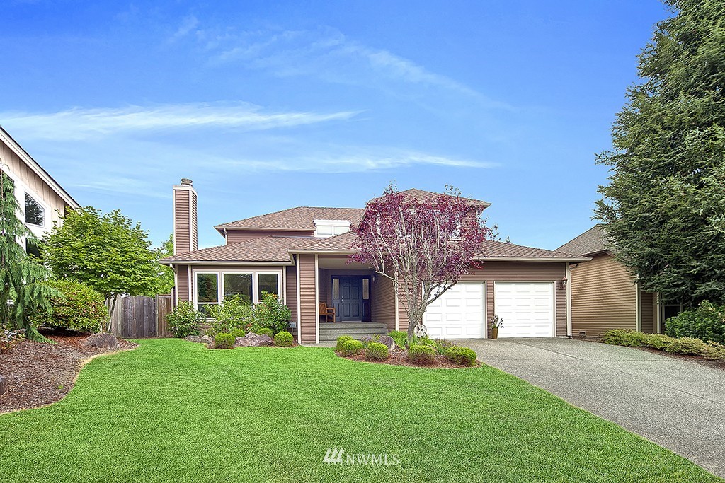 4606 Northeast 18th Street Renton, WA 98059 - Photo 1 of 25 Gallery Image 1